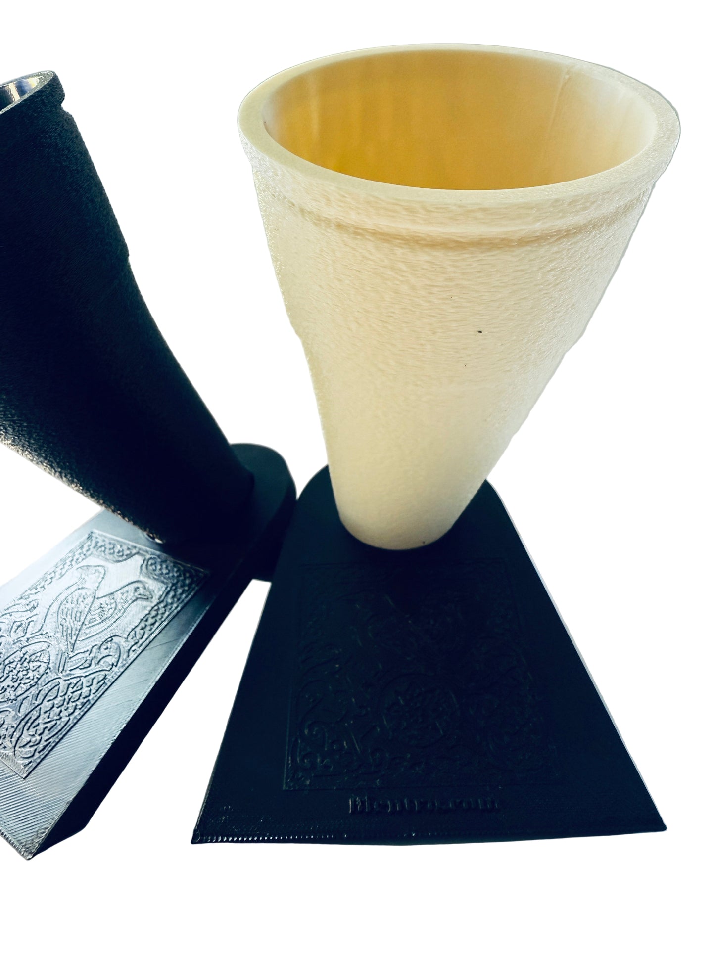 Plastic Drinking Horn with stand